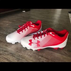 Under Armour baseball cleats men’s 9 NWOT